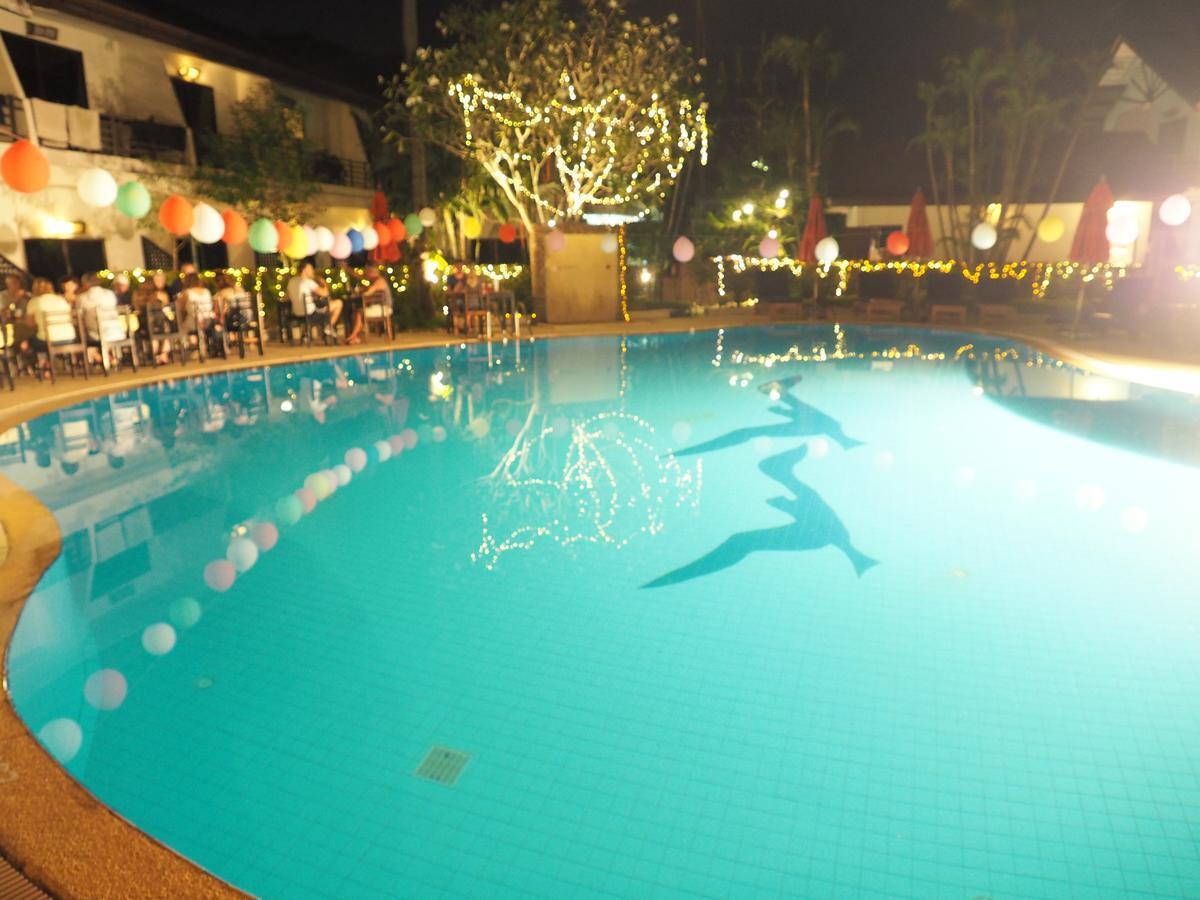 Bamboo Beach Hotel & Spa Patong Экстерьер фото