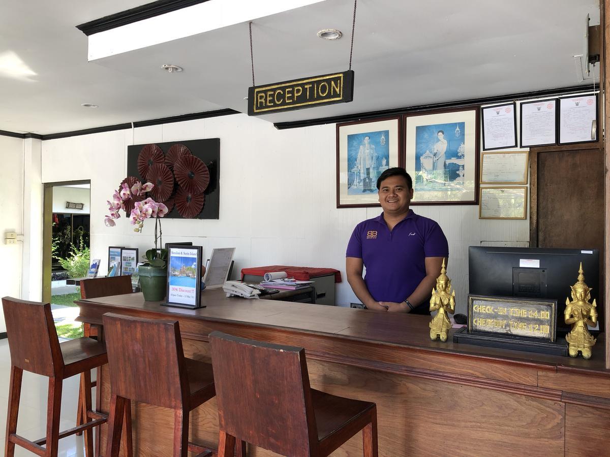 Bamboo Beach Hotel & Spa Patong Экстерьер фото