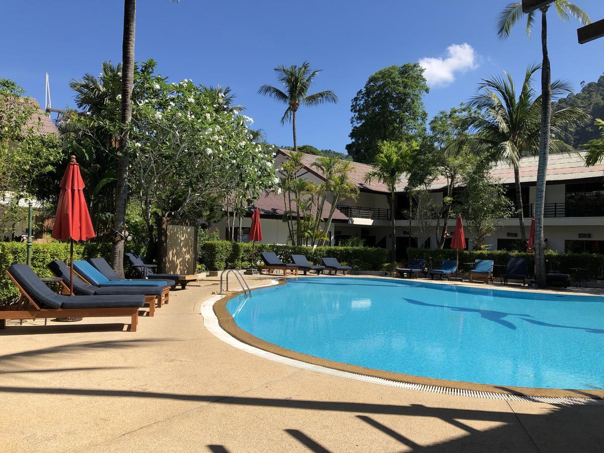 Bamboo Beach Hotel & Spa Patong Экстерьер фото