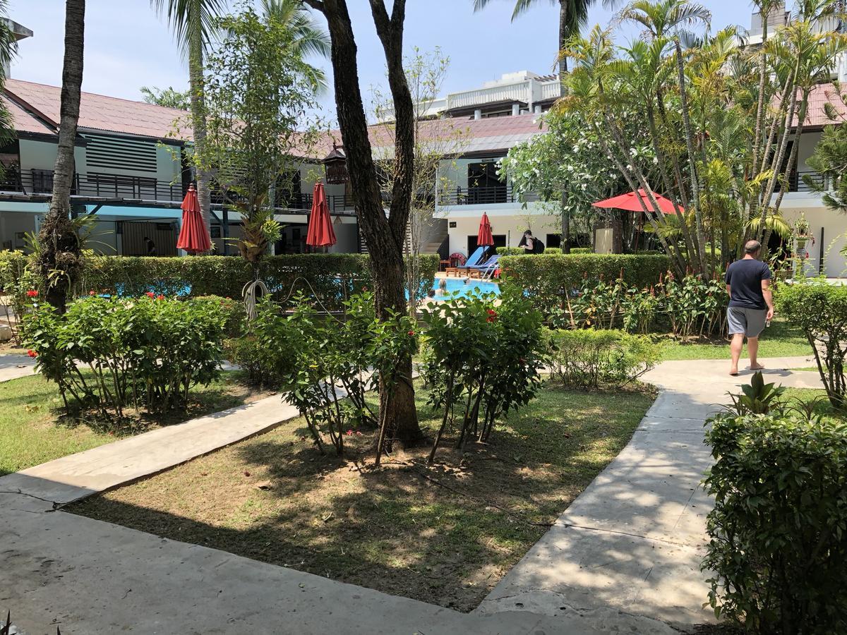 Bamboo Beach Hotel & Spa Patong Экстерьер фото